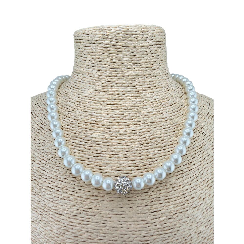 Vintage Classic Faux Pearl Strand Rhinestone Ball Pendant Necklace